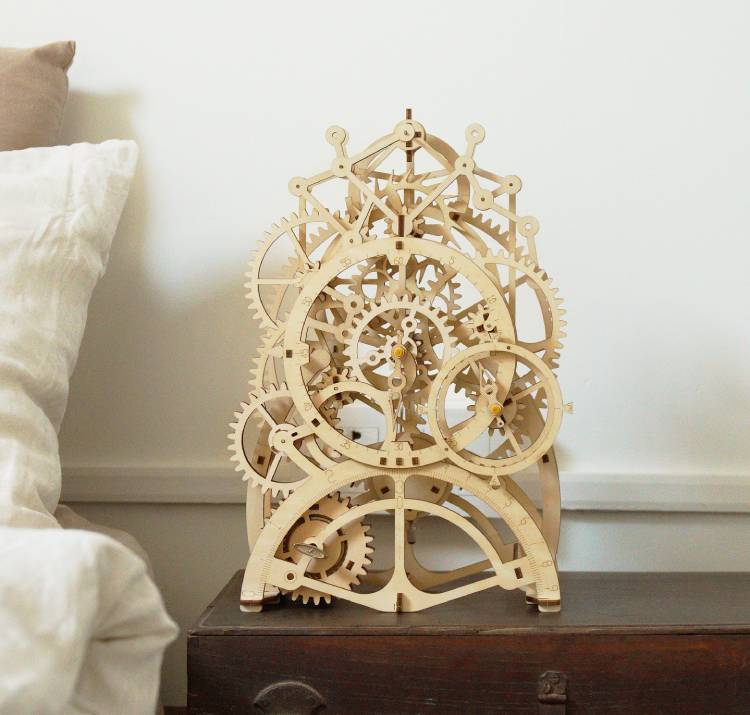 Robotime 3D DIY Wooden Puzzle Mechanical Gear Drive Vintage Pendulum Clock LK501