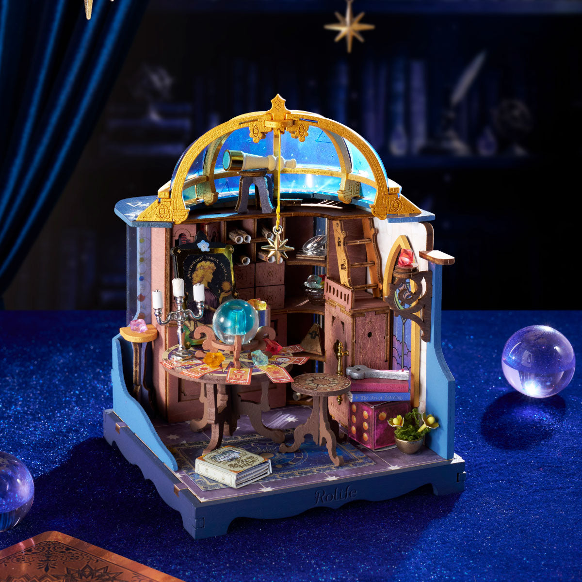 Rolife Rolife Astral Dome DS058 — blue miniature astral dome display DIY kit detail