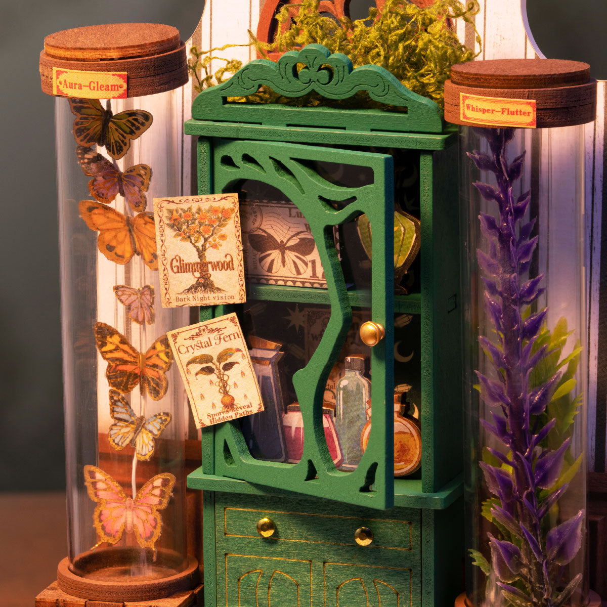 Rolife Rolife Potions Workshop DS057 — green cabinet and potion labels DIY kit detail