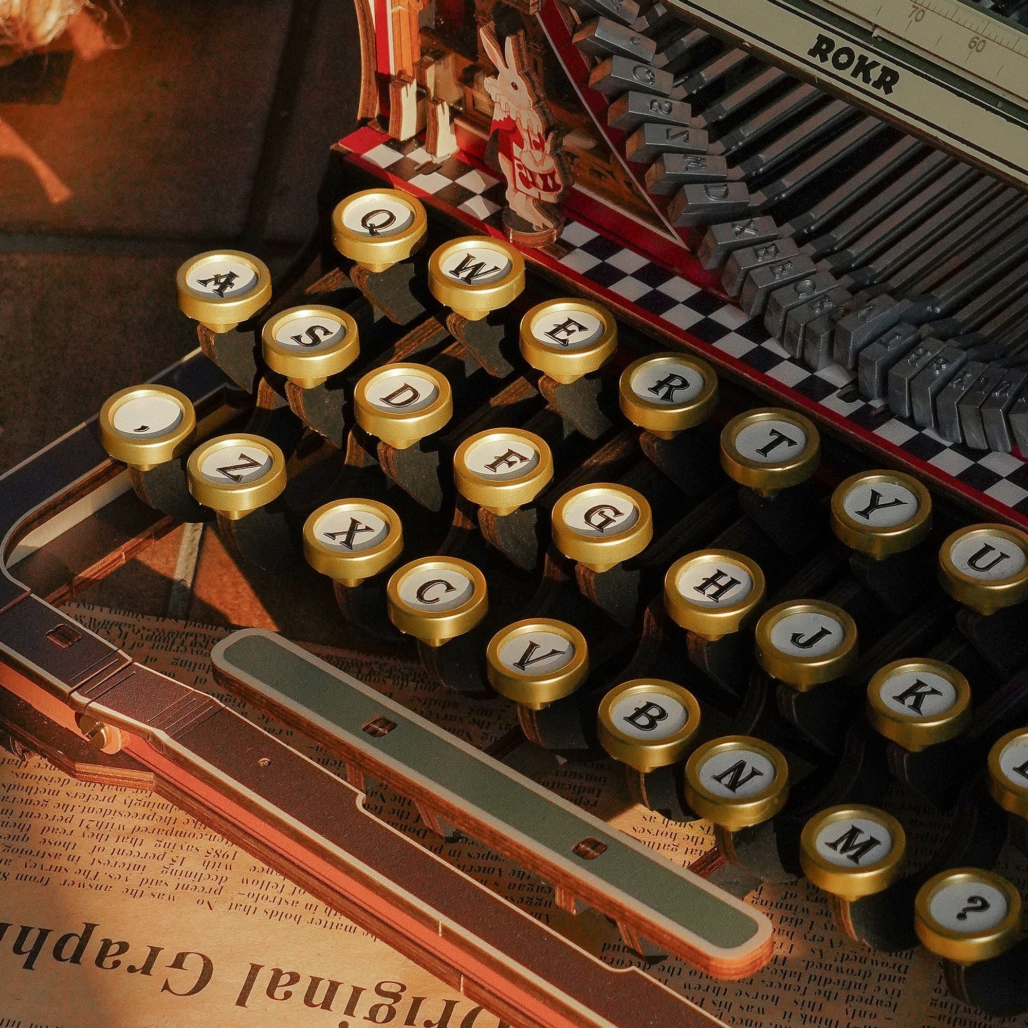 ROKR Mechanical Typewriter LK703C Magic Version keyboard close up with gold keycaps