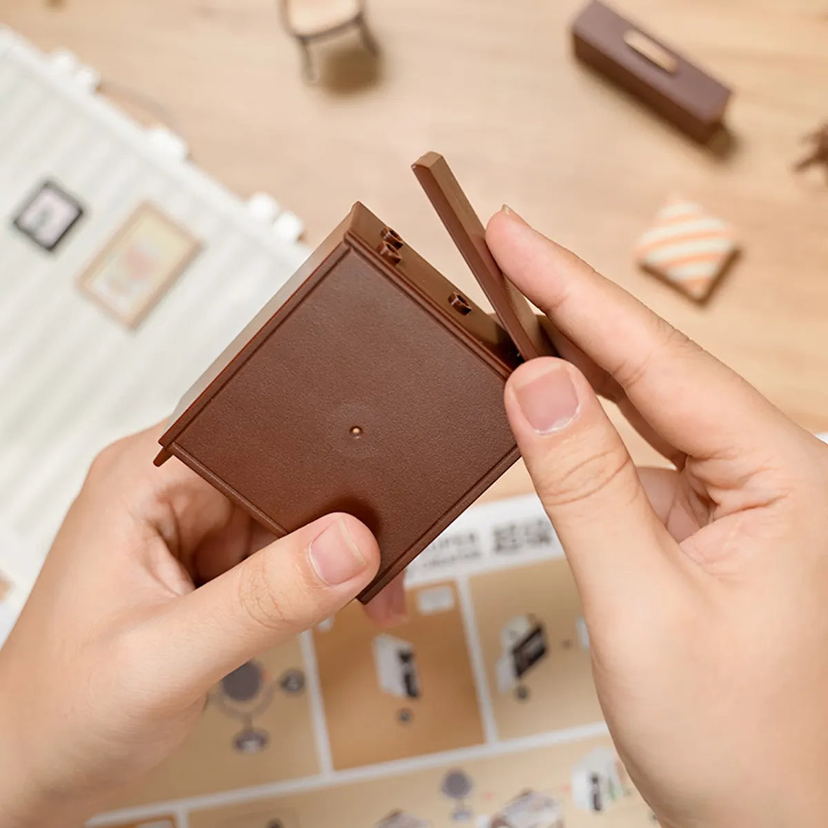 Robotime Rolife ROKR Miniature House Sweet Dream Bedroom DW009