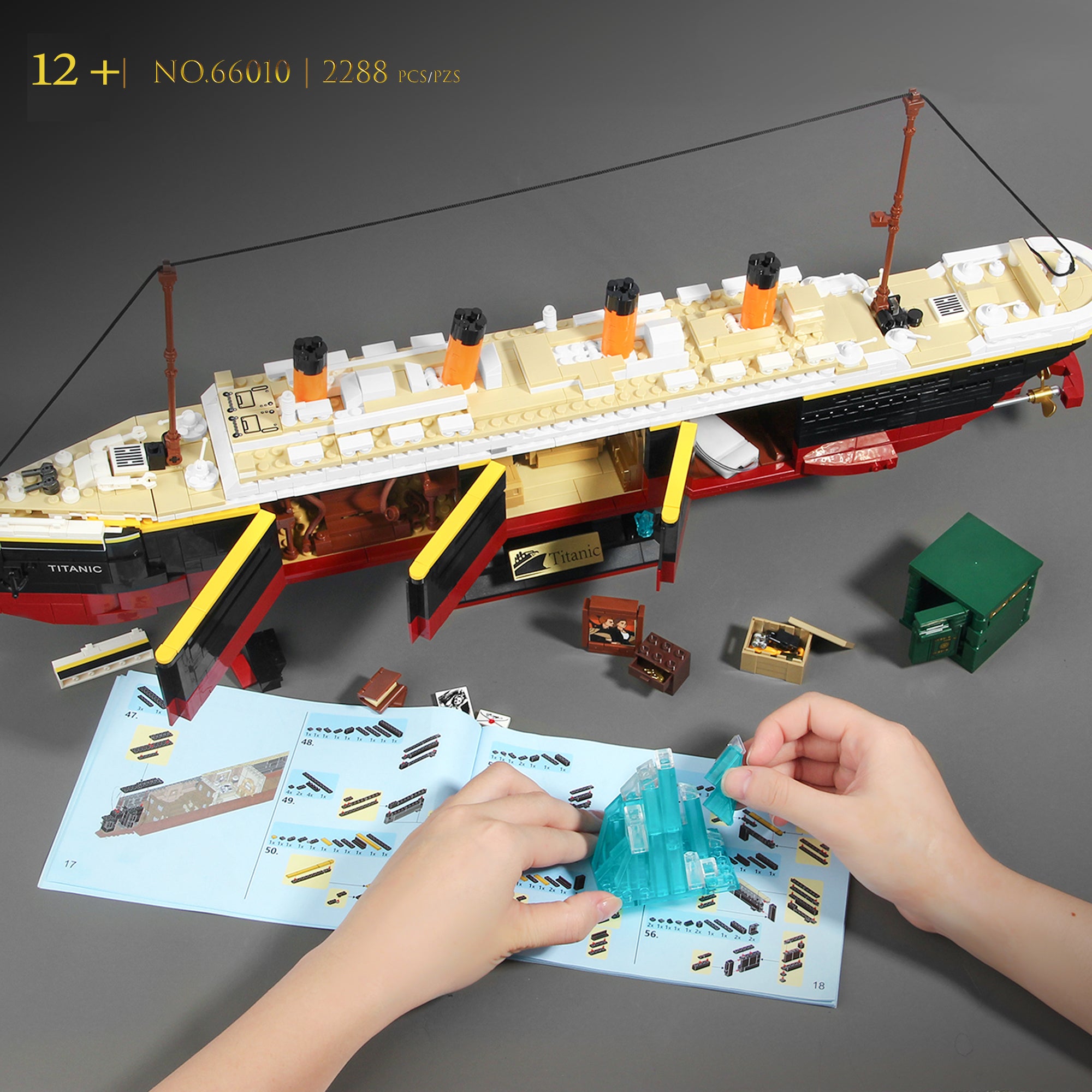 2288PCS Titanic Building Set Big Boat Block Model Set With Light Strip Gift