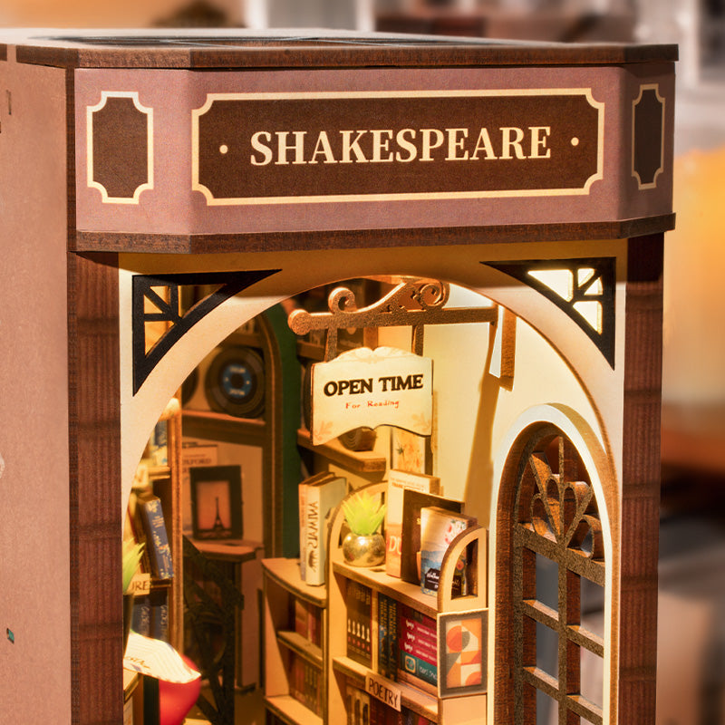 Rolife  Bookstore 194 Pics French Famous  Landmark Shakespeare and Company Touch light Gift TGB07