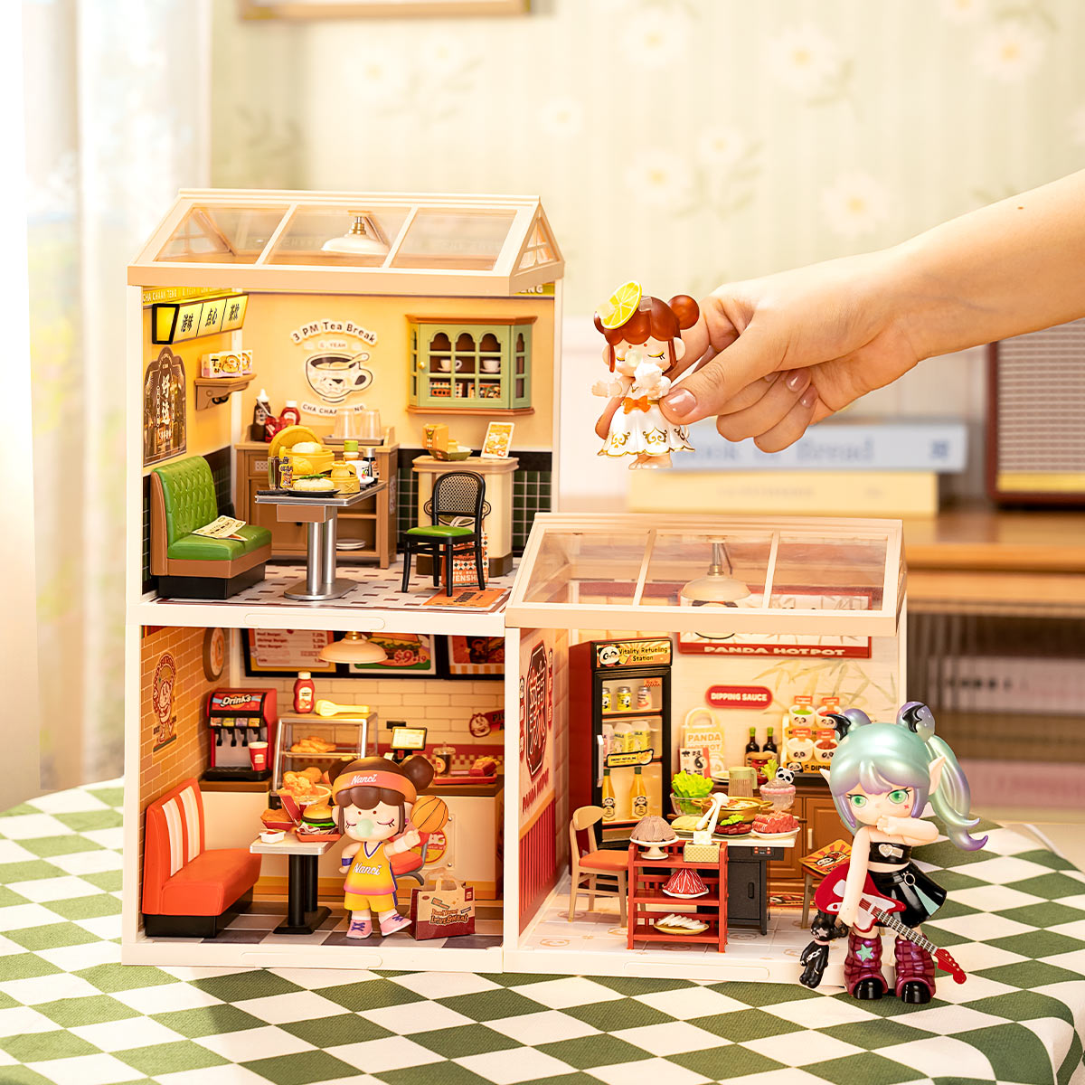 Rolife DW021 Hong Kong Bites Cafe Miniature Set | DIY Asian Street Food Dollhouse Bookshelf Decor