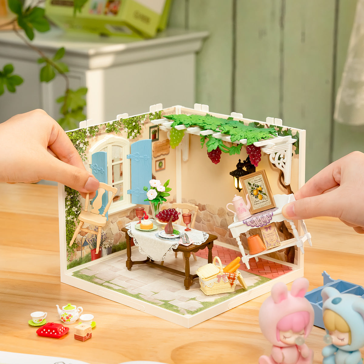 Rolife Midsummer Dream Yard DIY Miniature House - DW025 | 3D Garden Miniature Kit with LED Lights for Adults