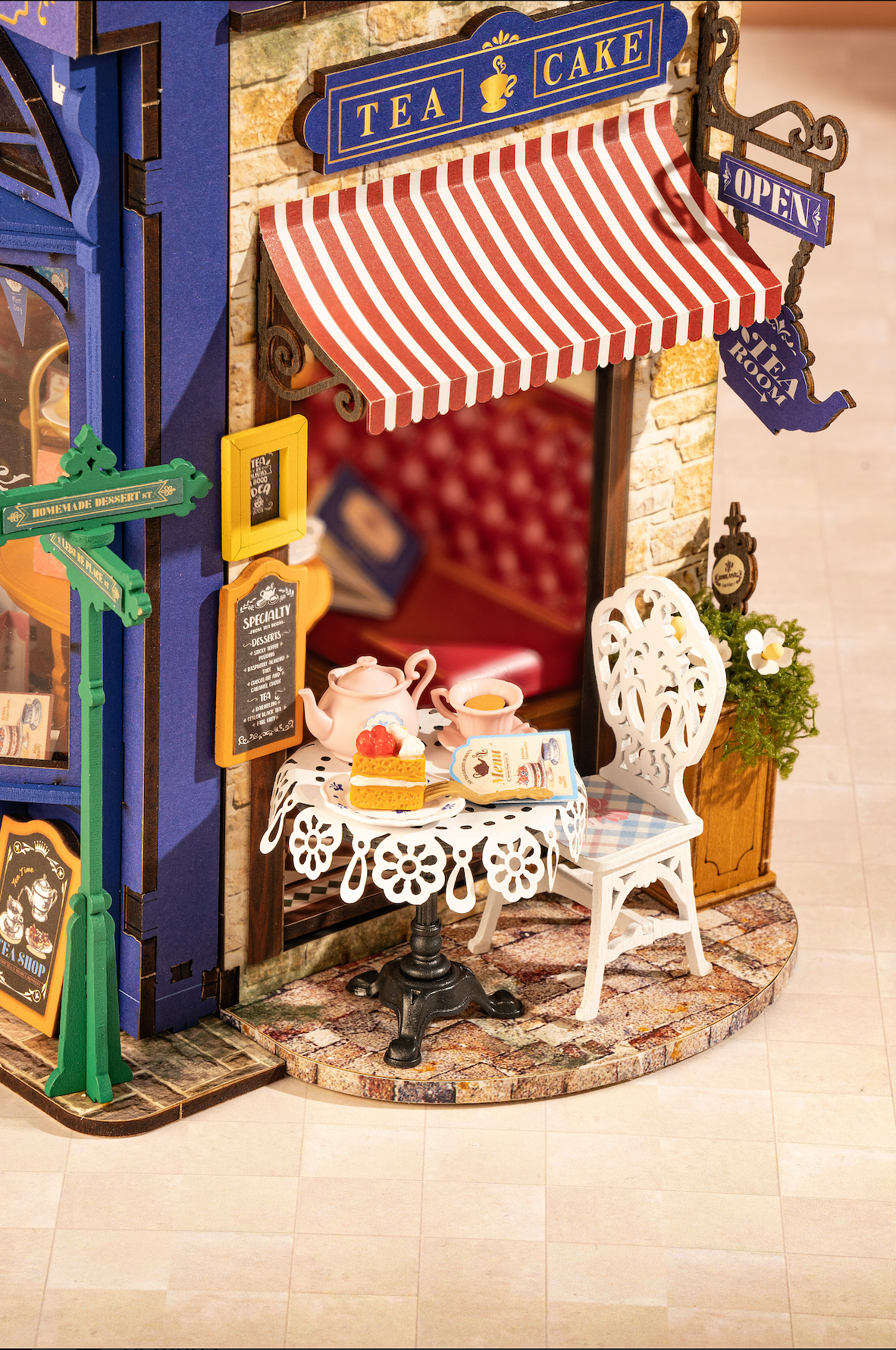 Rolife Leisure Time Tea Room DIY Miniature House DG171
