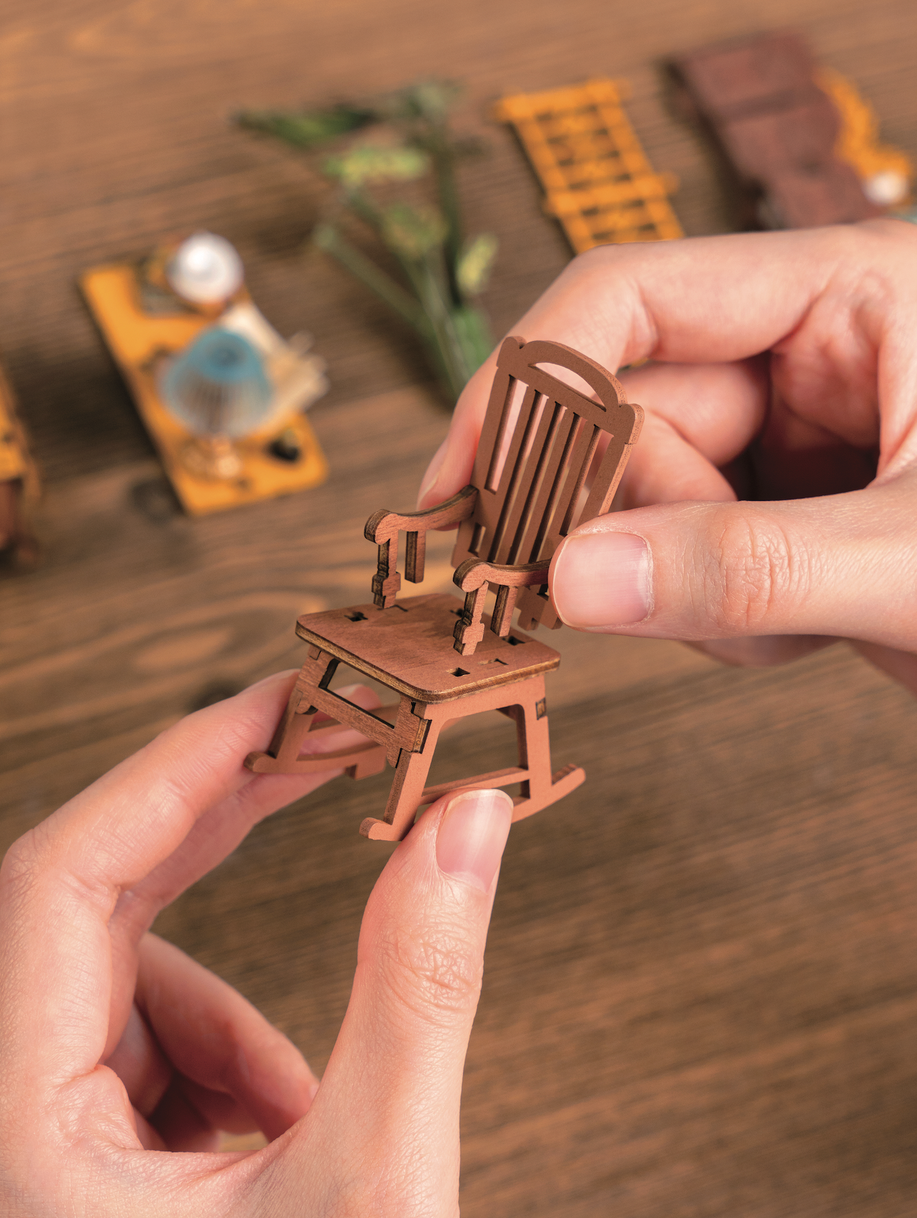 Rolife Silent Corner Study DIY Book Nook Shelf Insert TGE02