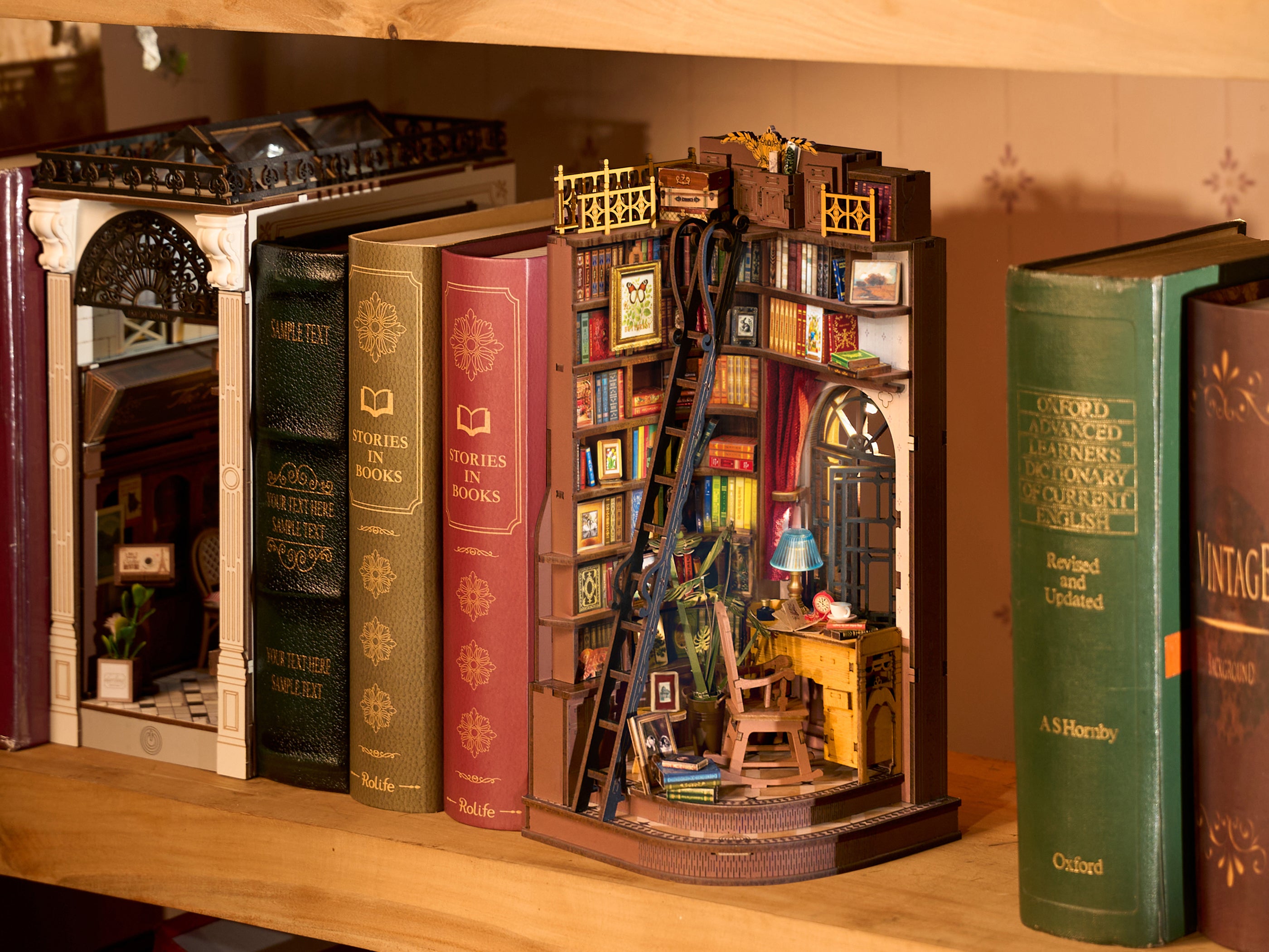 Rolife Silent Corner Study DIY Book Nook Shelf Insert TGE02