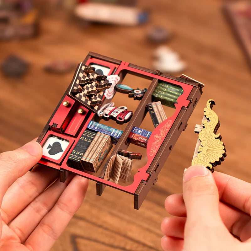 Rolife DIY Book Nook Shelf Insert - Fall into Wonder TGB12