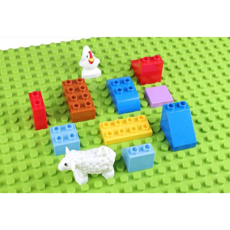 4 PCS 32 x 32 Dots Classic Building Blocks Base Plates DIY Bricks Baseplates Model Display Board Light Green